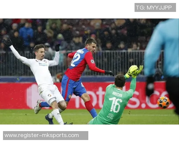 深圳篮球队技术实力强劲荣登排行榜首位欧冠足球赛事引发热议