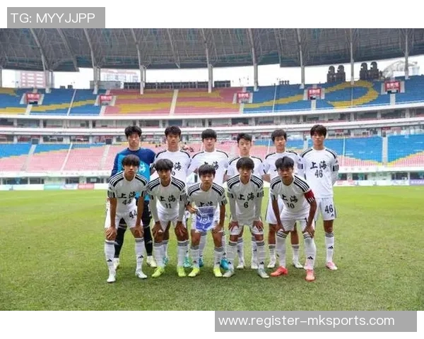 实时新闻上海足球队的速度解析与战术运用探讨